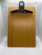 Imagen de TABLA A5 CON APRETADOR SIMIL MADERA